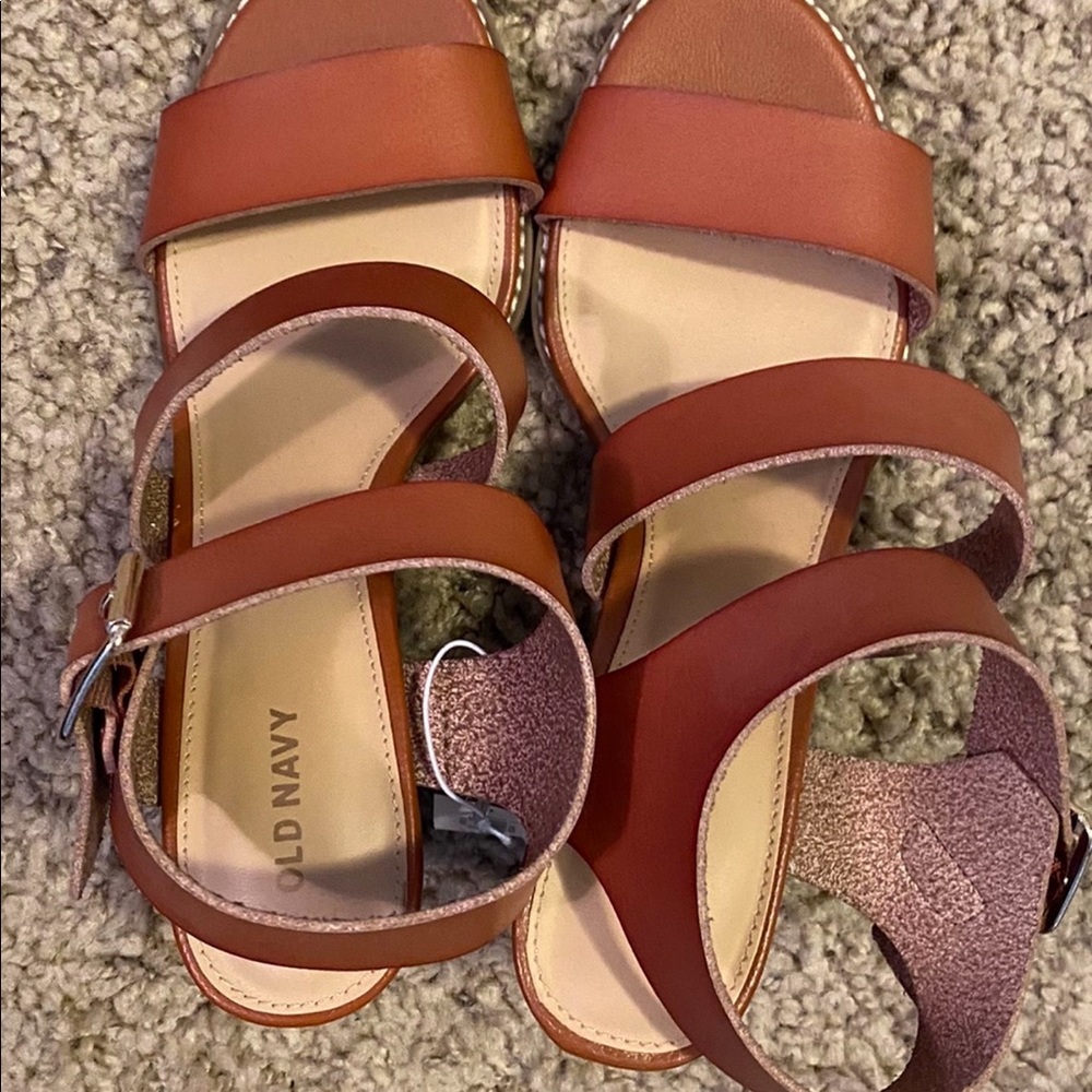 Old Navy Women’s Brown Chunky Heeled Sandals